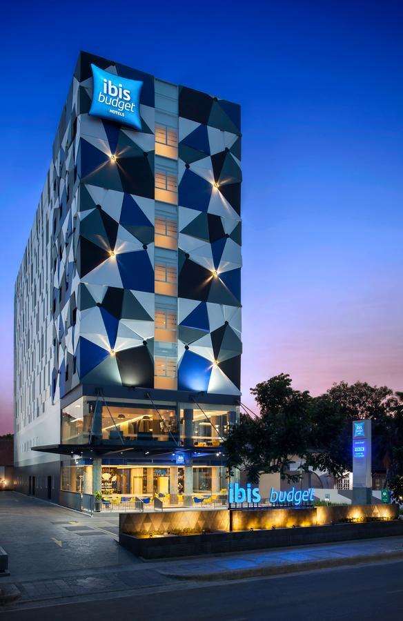 Ibis Budget צ'ירבון מראה חיצוני תמונה